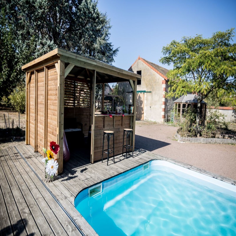 Pool house en bois thermo traité 12,32m² BLUETERM, 1 paroi mur plein, 1 paroi ventelles, 2 parois comptoirs – HABRITA – Image 4